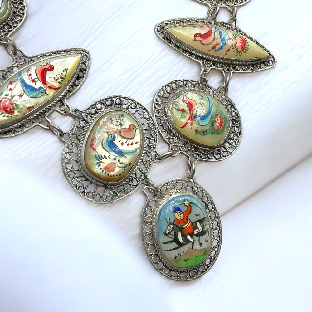 🌺 Antique Persian Hand-Painted Mother of Pearl Necklace & Earrings - Picture 2 of 15